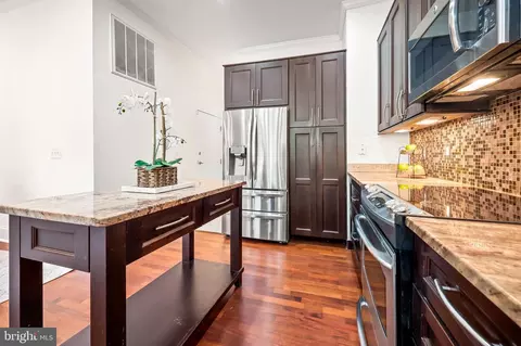 1115 Hunter St, Baltimore, MD 21202 photo 10