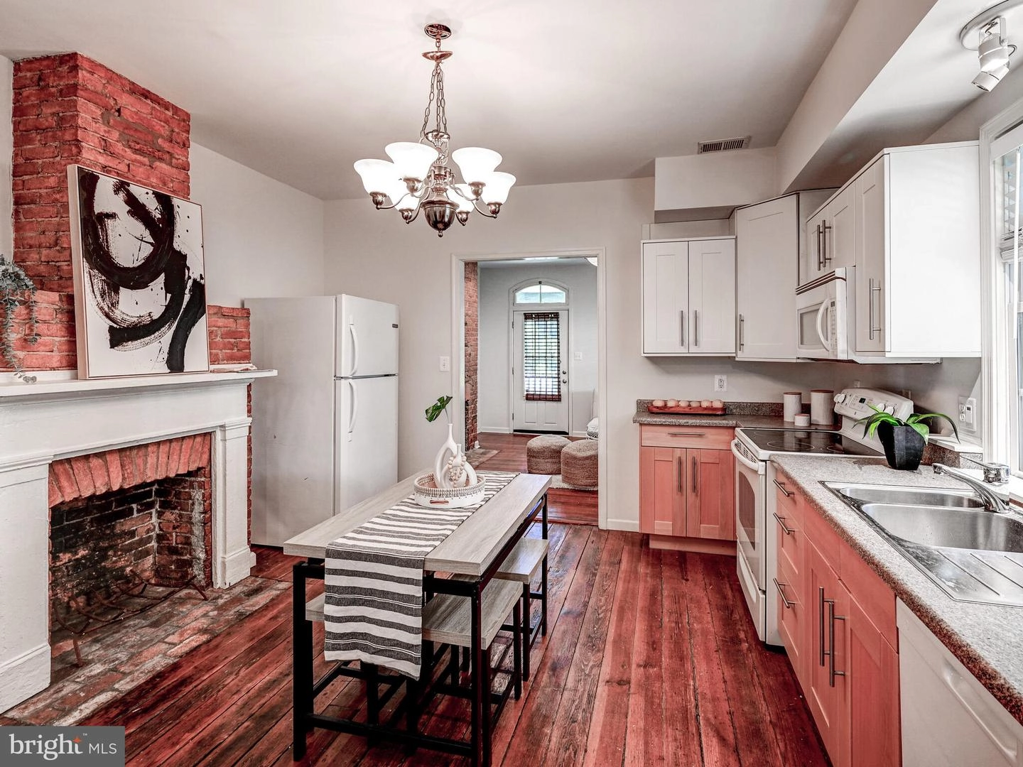 1337 Clipper Heights Ave, Baltimore, MD 21211 photo 5