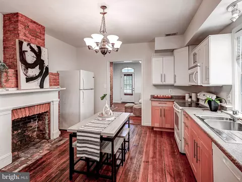 1337 Clipper Heights Ave, Baltimore, MD 21211 photo 5