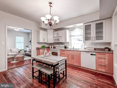1337 Clipper Heights Ave, Baltimore, MD 21211 photo 4