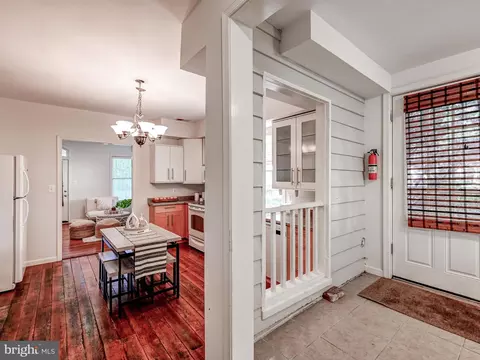 1337 Clipper Heights Ave, Baltimore, MD 21211 photo 3