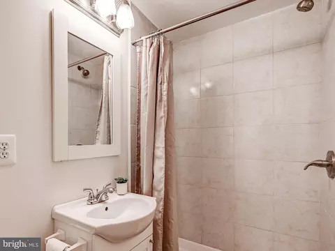 1337 Clipper Heights Ave, Baltimore, MD 21211 photo 17