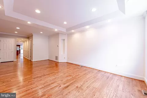 Living - 1747 E Pratt St E, Baltimore, MD 21231 photo 3 of 6
