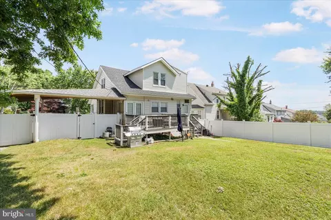 Exterior - 4419 Raspe Ave, Baltimore, MD 21206 photo 8 of 9