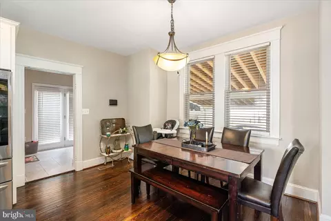 Entry Way - 4419 Raspe Ave, Baltimore, MD 21206 photo 3 of 4