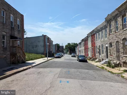 2113 Vine St, Baltimore, MD 21223 photo 3