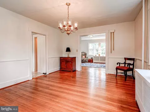 Dining - 426 Kenneth Sq, Baltimore, MD 21212 photo 2 of 3
