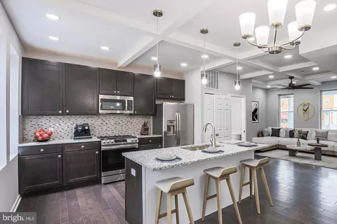 4214 Ivanhoe Ave, Baltimore, MD 21212 photo 2