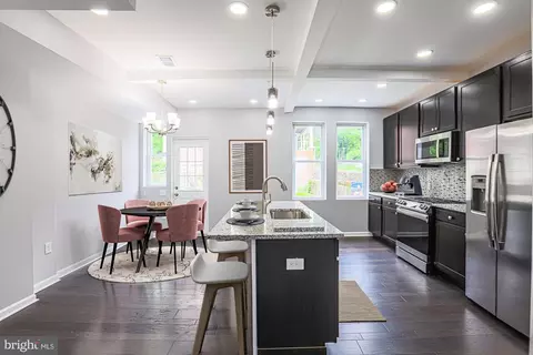 4214 Ivanhoe Ave, Baltimore, MD 21212 photo 3