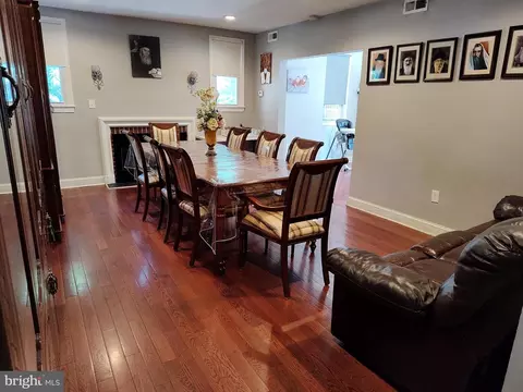 Dining - 3603 Clarinth Rd, Baltimore, MD 21215 photo 1 of 3