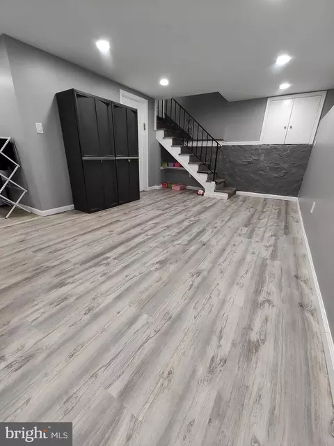 Entry Way - 3603 Clarinth Rd, Baltimore, MD 21215 photo 5 of 6