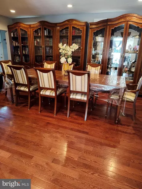 Dining - 3603 Clarinth Rd, Baltimore, MD 21215 photo 2 of 3