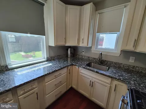 Entry Way - 3603 Clarinth Rd, Baltimore, MD 21215 photo 1 of 6