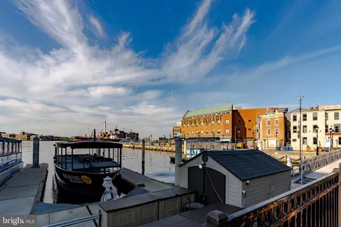 View/Area - 524 S Wolfe St, Baltimore, MD 21231 photo 4 of 8