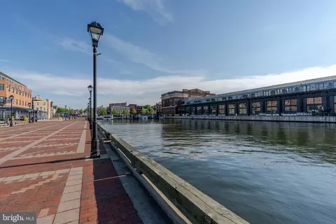 View/Area - 524 S Wolfe St, Baltimore, MD 21231 photo 5 of 8