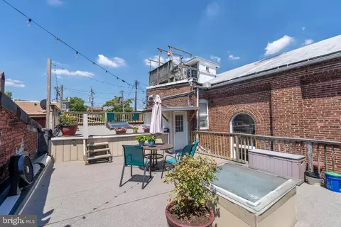 Exterior - 524 S Wolfe St, Baltimore, MD 21231 photo 3 of 11