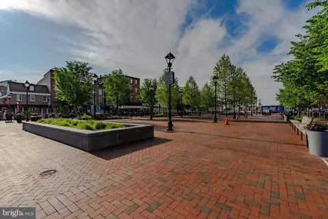 Exterior - 524 S Wolfe St, Baltimore, MD 21231 photo 7 of 11