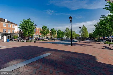 Exterior - 524 S Wolfe St, Baltimore, MD 21231 photo 10 of 11