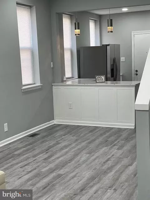 Entry Way - 1507 E Lafayette Ave, Baltimore, MD 21213 photo 2 of 10