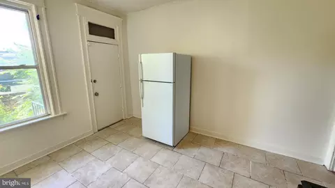 Entry Way - 3215 Baker St, Baltimore, MD 21216 photo 5 of 7