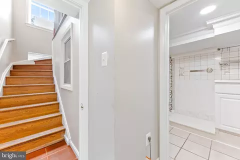 Entry Way - 13 E Henrietta St, Baltimore, MD 21230 photo 14 of 14