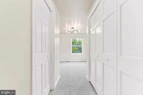 Entry Way - 13 E Henrietta St, Baltimore, MD 21230 photo 11 of 14