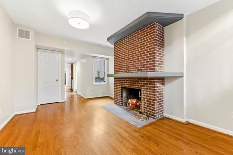 Living - 13 E Henrietta St, Baltimore, MD 21230 photo 1 of 9