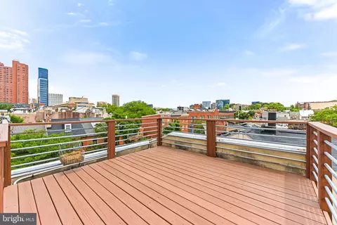 Exterior - 13 E Henrietta St, Baltimore, MD 21230 photo 6 of 11