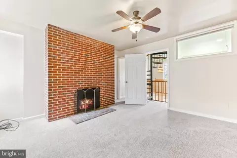 Living - 13 E Henrietta St, Baltimore, MD 21230 photo 6 of 9