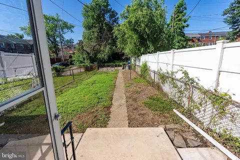 1923 Crestview Rd, Baltimore, MD 21239 photo 4