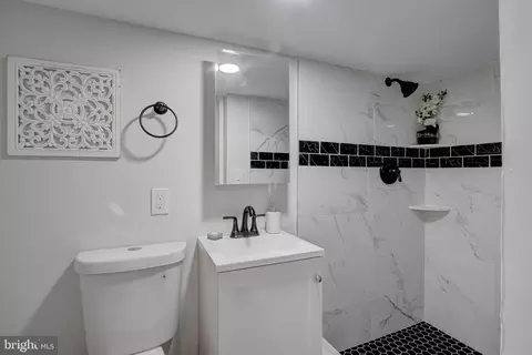 3404 E Pratt St, Baltimore, MD 21224 photo 17