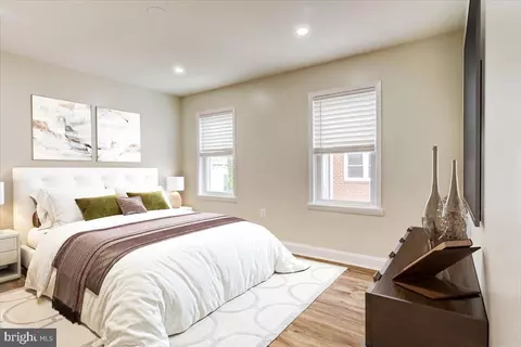 Bedroom - 253 S Durham St, Baltimore, MD 21231 photo 2 of 2