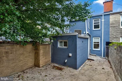 Exterior - 253 S Durham St, Baltimore, MD 21231 photo 2 of 4
