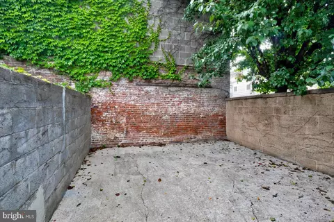 Exterior - 253 S Durham St, Baltimore, MD 21231 photo 4 of 4