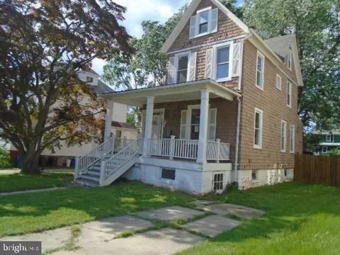 Exterior - 4304 Forest View Ave, Baltimore, MD 21206 photo 2 of 3