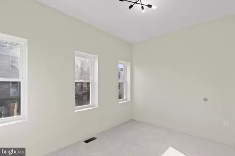 324 Gilmor St, Baltimore, MD 21223 photo 30