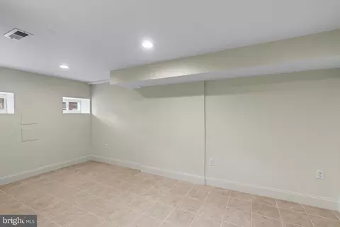 324 Gilmor St, Baltimore, MD 21223 photo 42