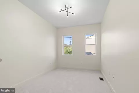 324 Gilmor St, Baltimore, MD 21223 photo 38