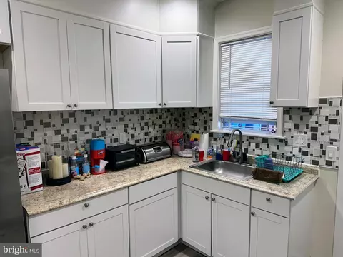 519 E 28th St, Baltimore, MD 21218 photo 4
