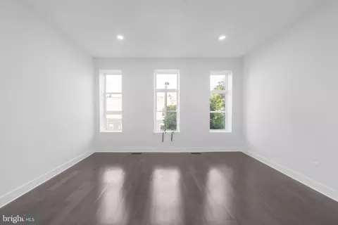 Living - 1222 James St, Baltimore, MD 21223 photo 5 of 5