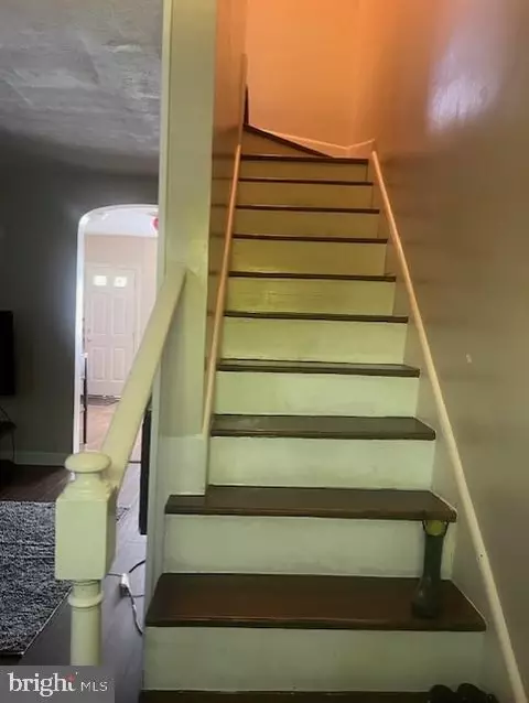 941 Ellicott Dr, Baltimore, MD 21216 photo 2