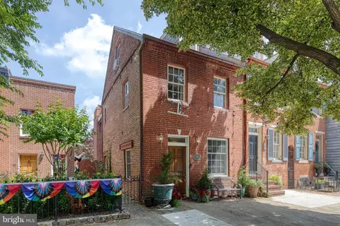 Exterior - 124 E Montgomery St, Baltimore, MD 21230 photo 1 of 6
