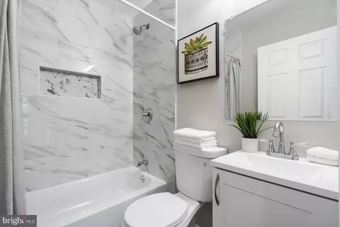 1318 E 33rd St, Baltimore, MD 21218 photo 33