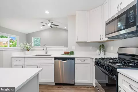 1318 E 33rd St, Baltimore, MD 21218 photo 17