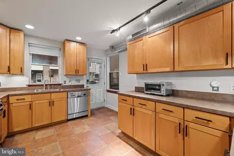 1455 Covington St, Baltimore, MD 21230 photo 19