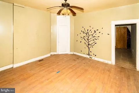 3209 Baker St, Baltimore, MD 21216 photo 4
