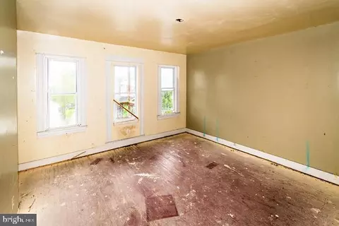 3209 Baker St, Baltimore, MD 21216 photo 8
