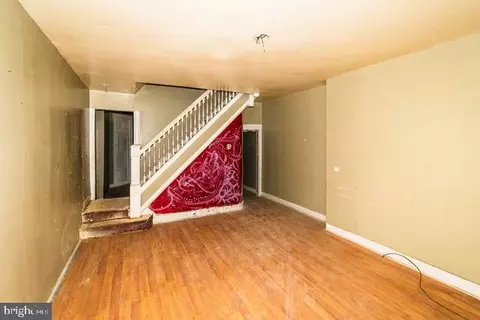 3209 Baker St, Baltimore, MD 21216 photo 2