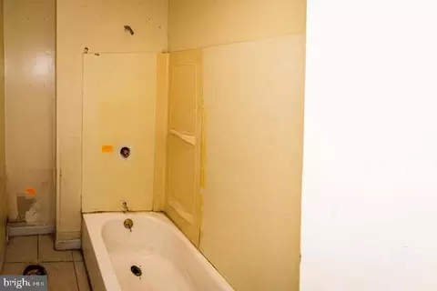 3209 Baker St, Baltimore, MD 21216 photo 12