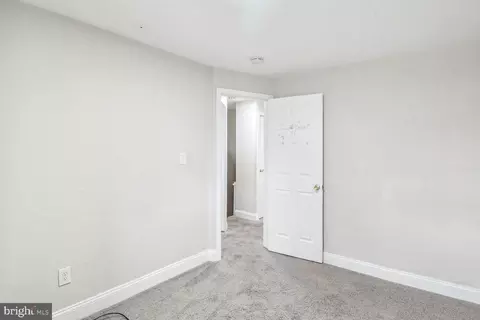 Entry Way - 2818 Quantico Ave, Baltimore, MD 21215 photo 7 of 8